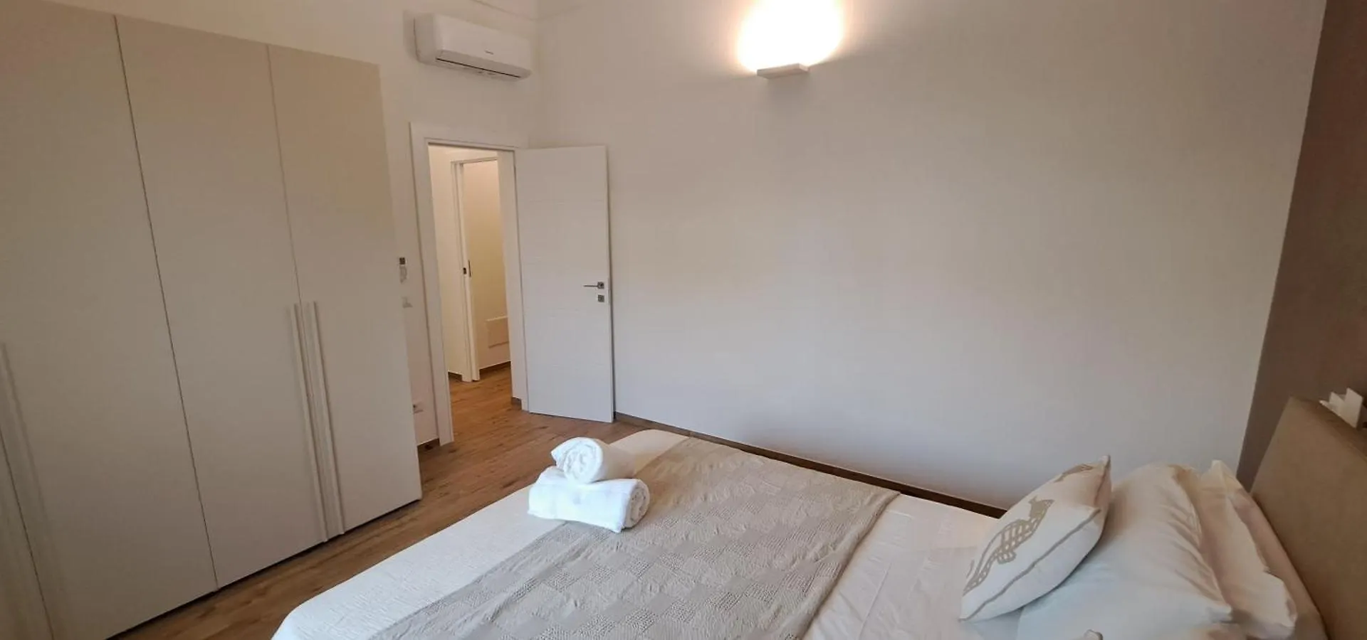 Apartment Ferienwohnung Urban Charme Palau Italien
