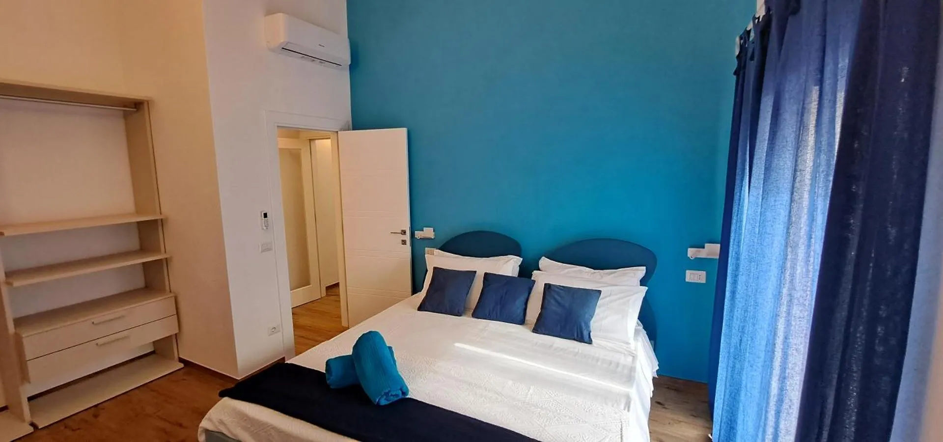 Ferienwohnung Urban Charme Palau 0*,  Italien